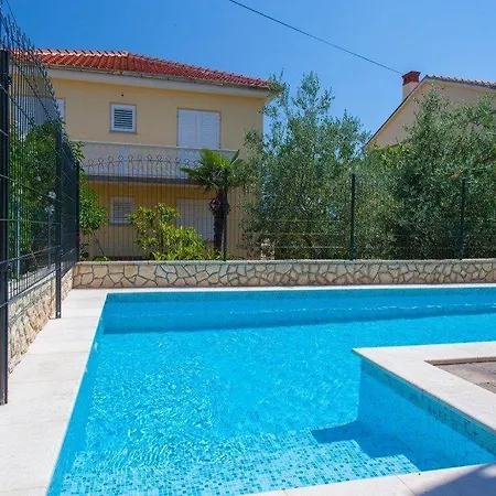 Pension-tina-app-8 Appartement *