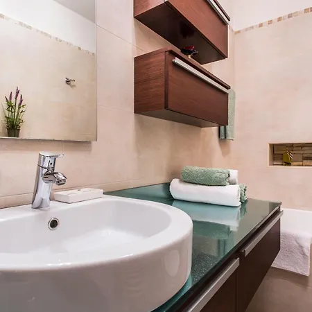 Pension-tina-app-8 Appartement *